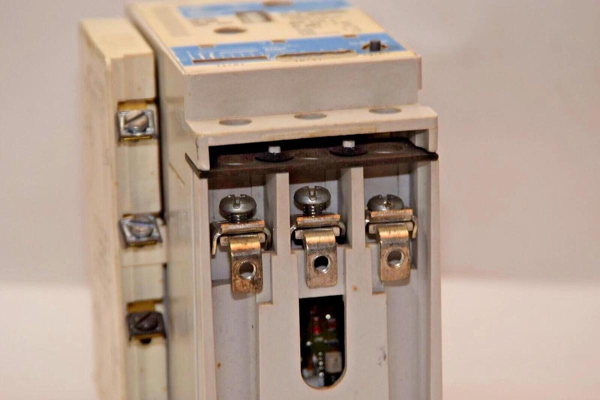 Used WESTINGHOUSE W200M1CFCY7 1A96699G06 Size Sz 1 3ph 120V Coil Contactor