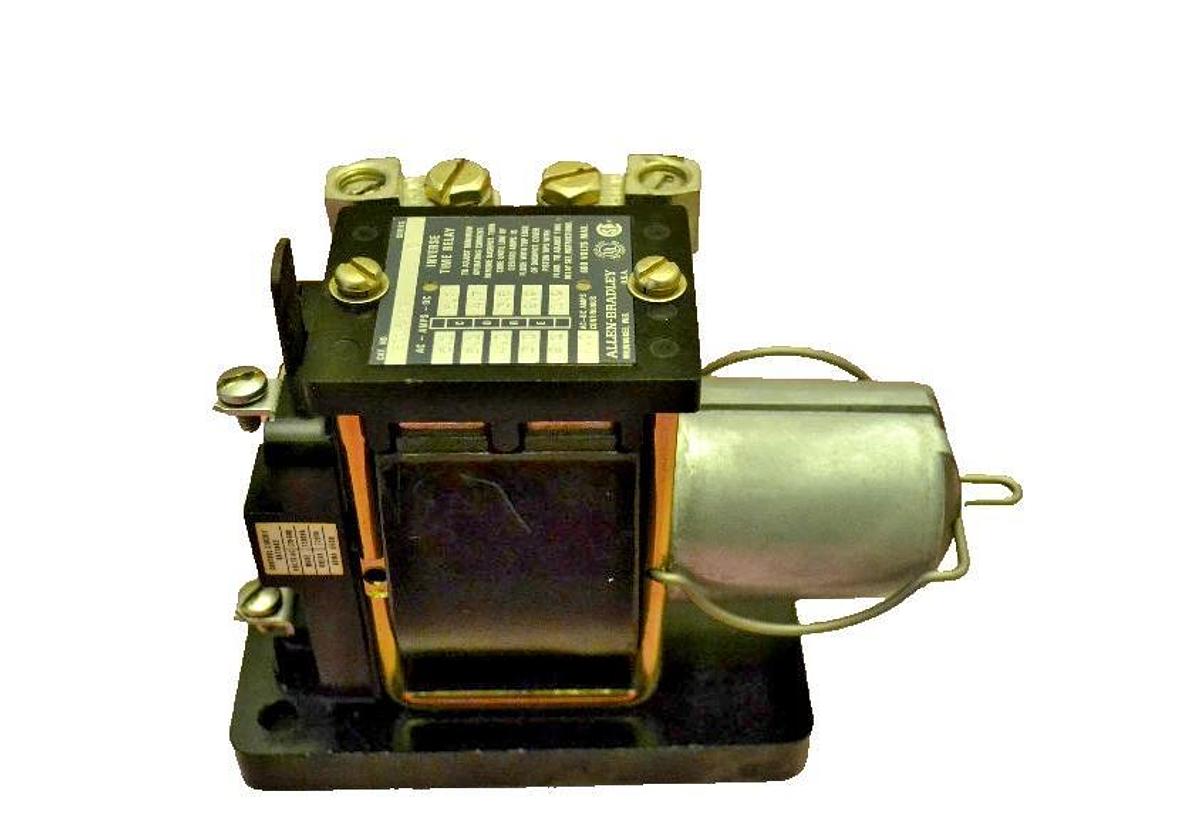 Used Allen Bradley Overload Relay 810-A03C 810 A03C 810A03C 600V 600 V