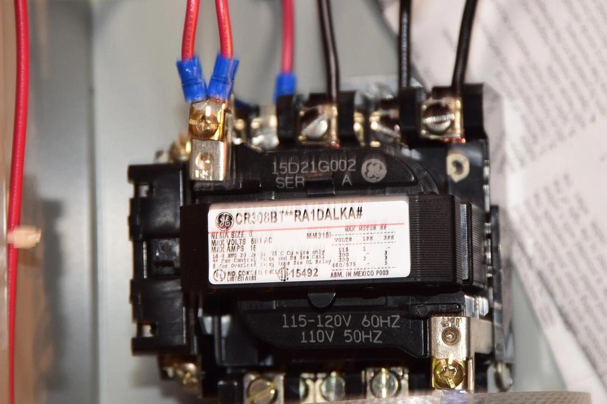 GE CR308BT02RA1DALKA 30A 250V 300-Line Size 0 Control Combination Starter NEW