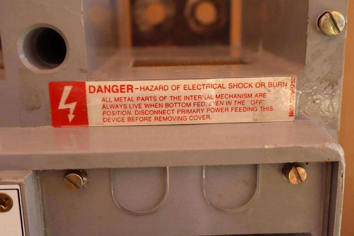 Used GE Power Break Disconnect 1600 Amp 1600A TP1616TTR Plug TR16B1600 C216LSI