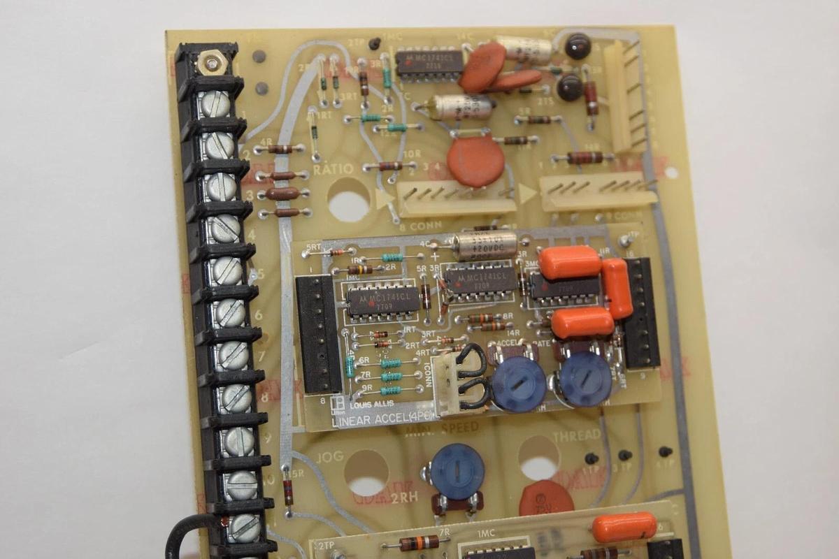 Used LOUIS ALLIS CO. 46S1660-0010 Regulator Circuit Board