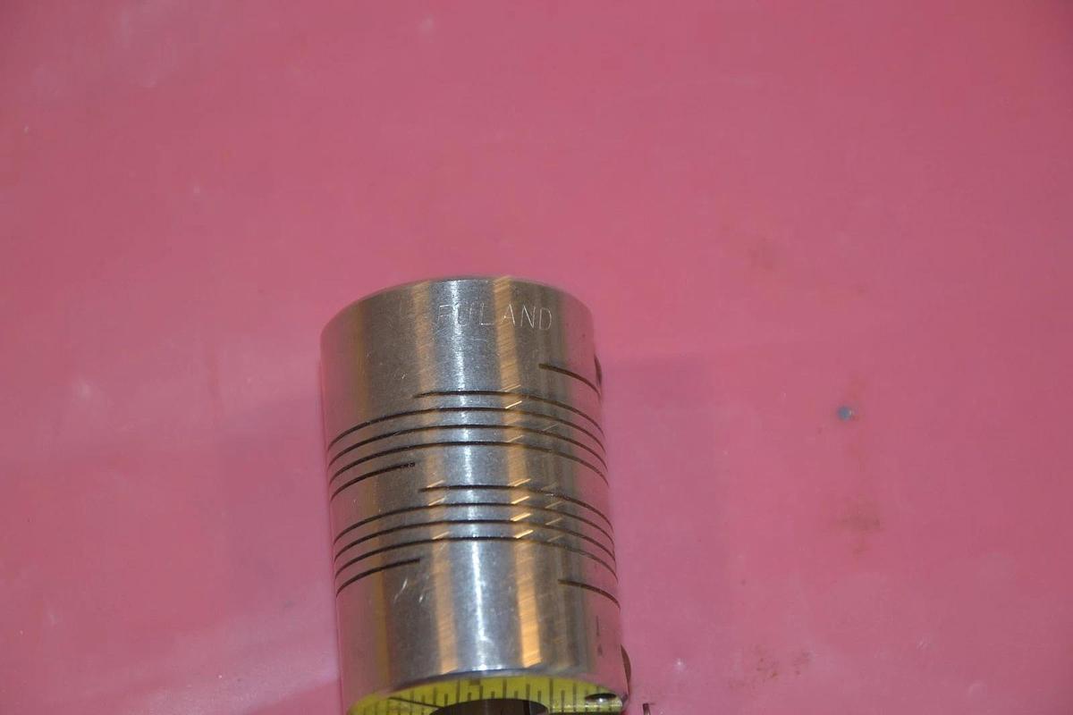 RULAND COUPLING 5/8" NEW