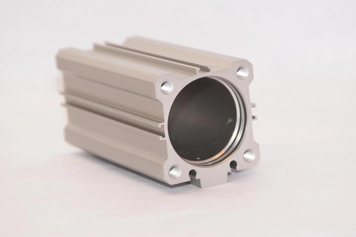 (NEW) SMC C2Q40R-P0666A085 CB003100 Tube Cover/Housing