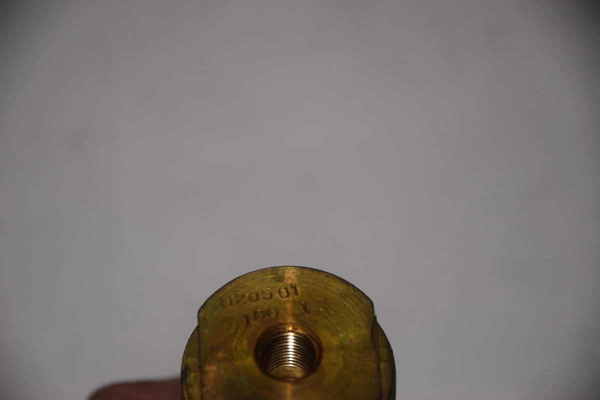 AIRMATIC 11205-01 1" STROKE 5/16" BORE SINGLE ACTION CYLINDER NEW