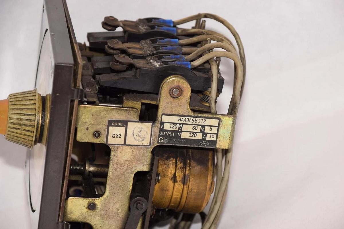 Used MICROFLEX HA43A6B212 120V 15A 1-20min Timer