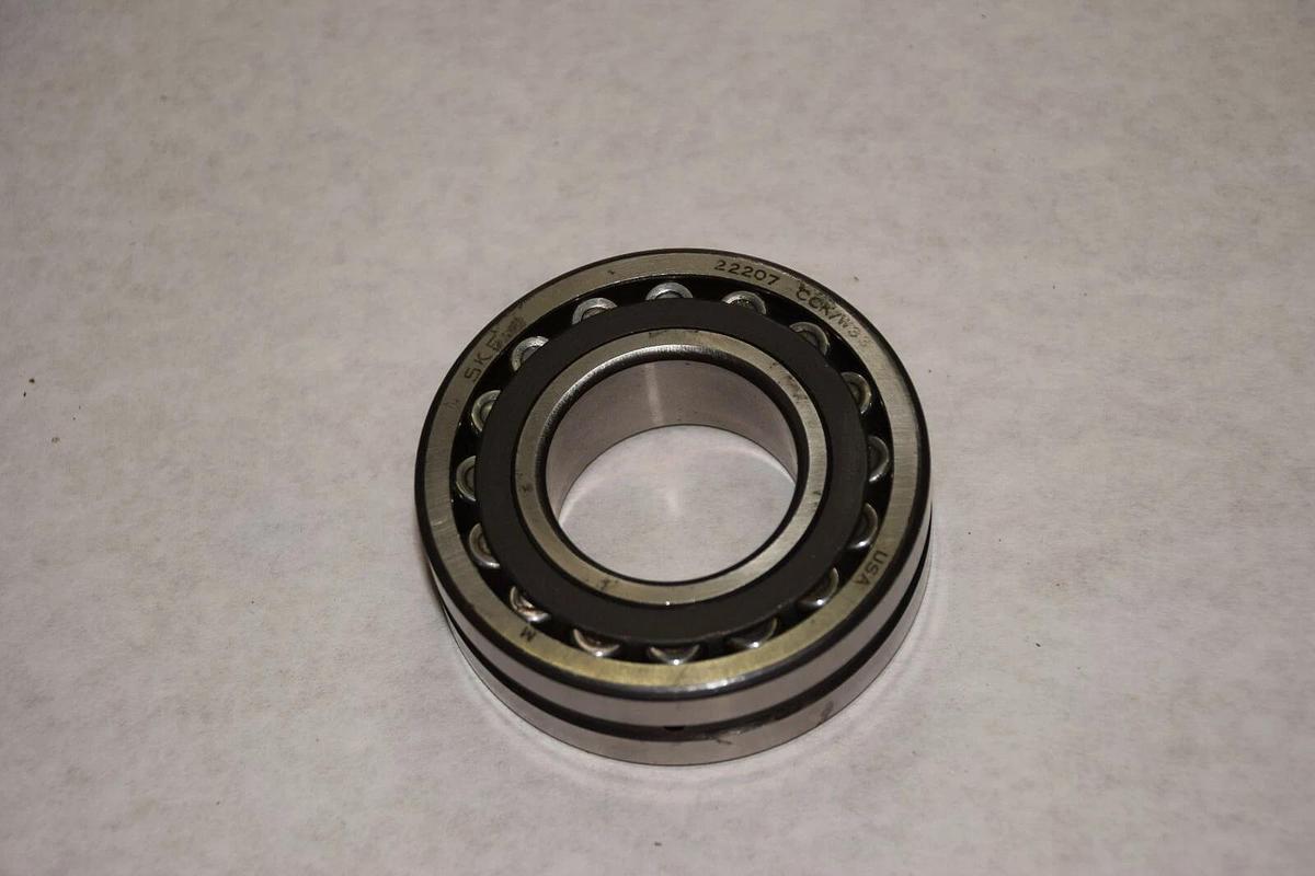 SKF 22207-CCK/W331 22207CCK/W33 SPHERICAL SELF-ALIGNING BALL BEARING NEW