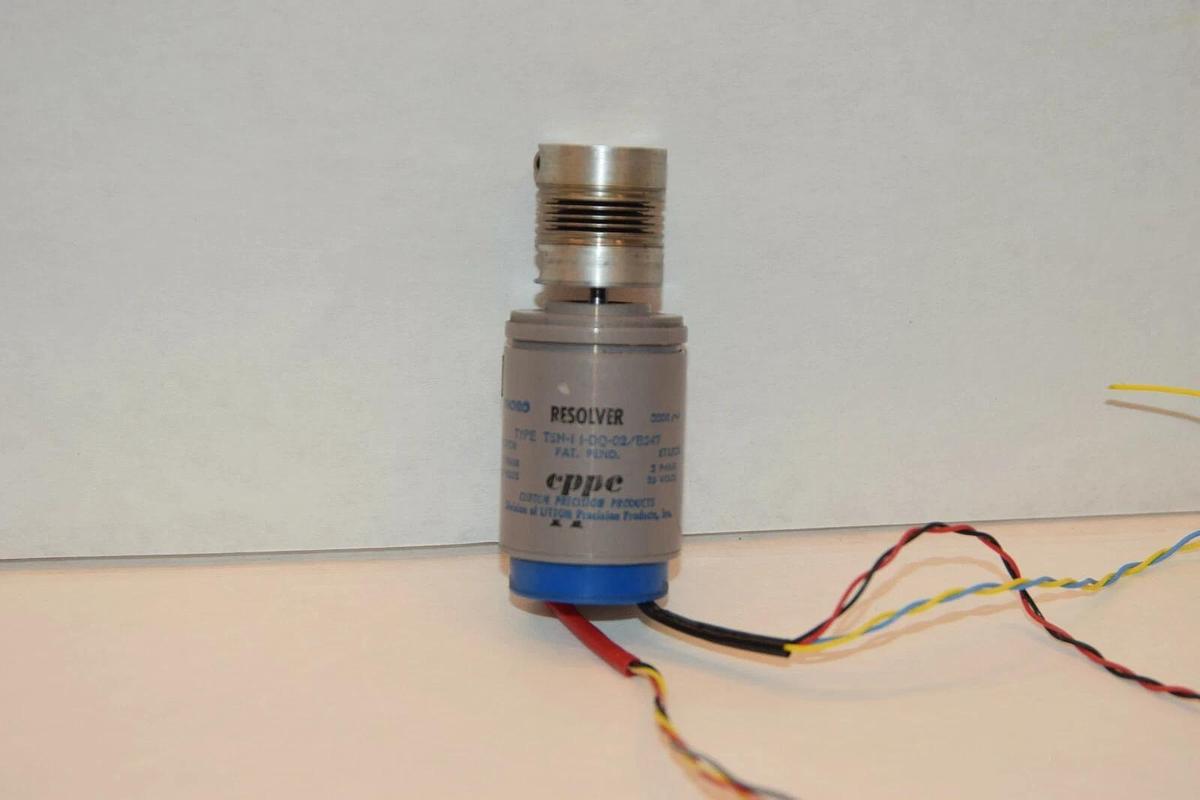 Used CLIFTON TSH-1 1-DQ-02/B247 TSH11DQ02/B247 2 PHASE 20V RESOLVER