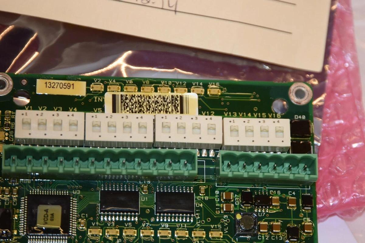 ABB VCD-02  3HNA006565-001 VCD upgrade 13270591 3HA003882-001/02 977589 13220051