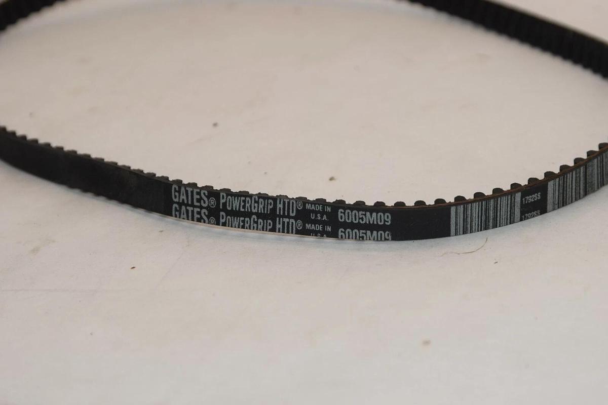 (NEW - Lot of 2) GATES 6005M09 Power Grip HTD Timing Belt