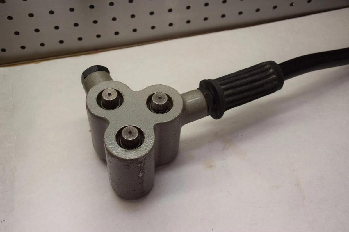 Used Taylor Pneumatic Concrete Scaling Hammer T-7604A T7604A