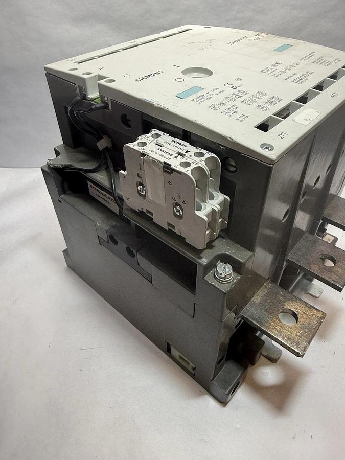 Siemens 3TF6944-0C Contactor,  500HP, 820Amp, 600VAC, 3-Pole, 120VAC Coil 820A