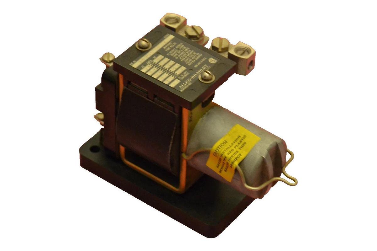 ALLEN BRADLEY 810-A01A SER A  INVERSE TIME RELAY  810 A01A  810A01 A (New)