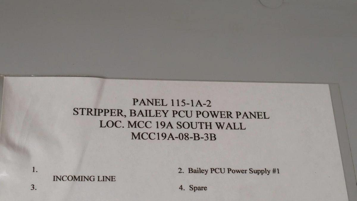 Used Cutler-Hammer Panelboard Pow-R-Line PRL1a 1ph 100a in Stahlin N30206HWT Enclosur