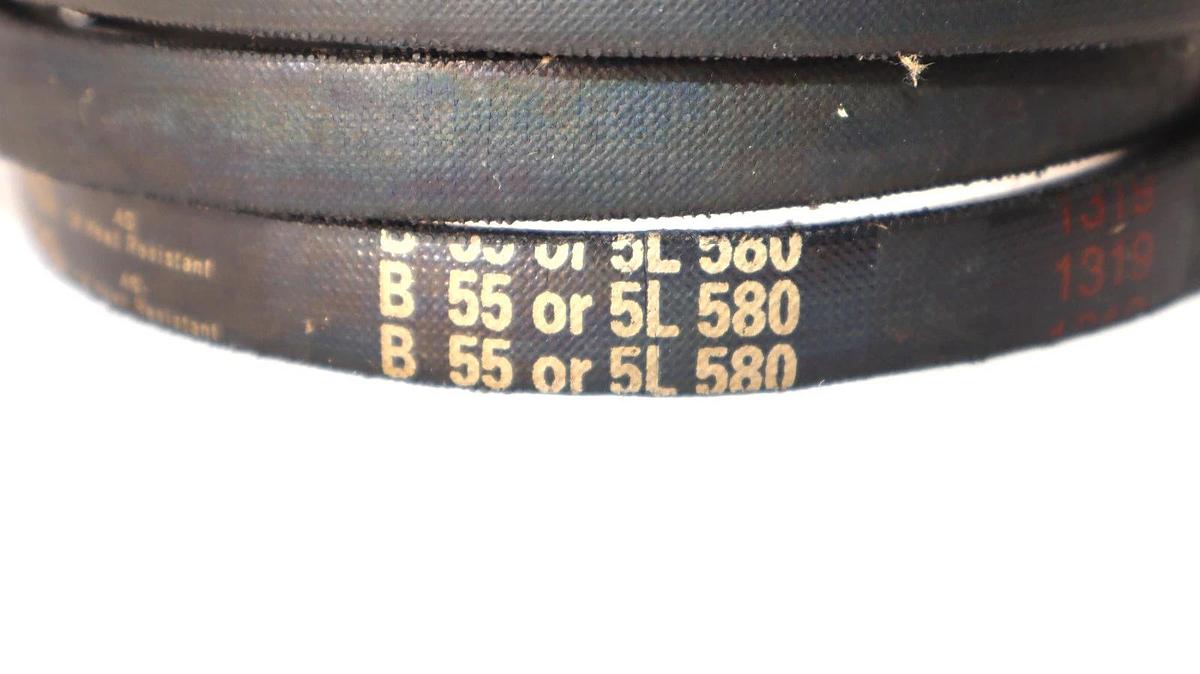 (NEW - Lot of 2) BESTORQ B55 , B-55 , 5L580 V-Belt
