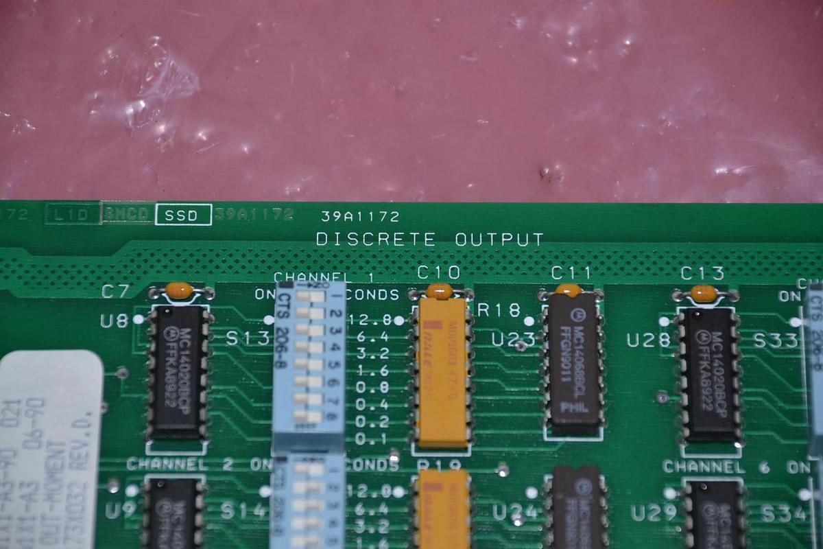 Used FISHER ROSEMOUNT DISCRETE OUTPUT DM6461X1-A3-90 DM6461X1 A3 90 DM6461X1-A3