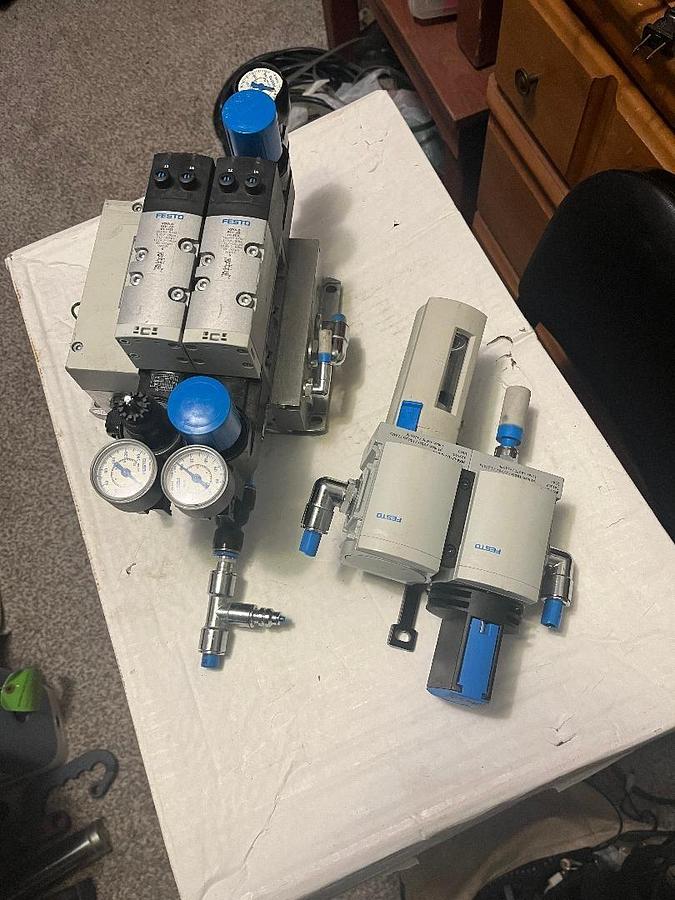 Used FESTO VPPM-6TA-L-1-F-0L2H-S1 , 542217 300mA Pressure Regulator