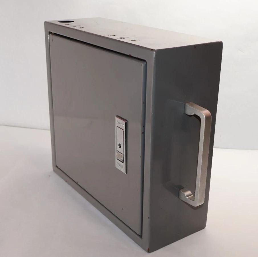 Used Proface Operator Interface 10" Display in Enclosure SP-5B41 SP5B41 PFXSP5B41 12v