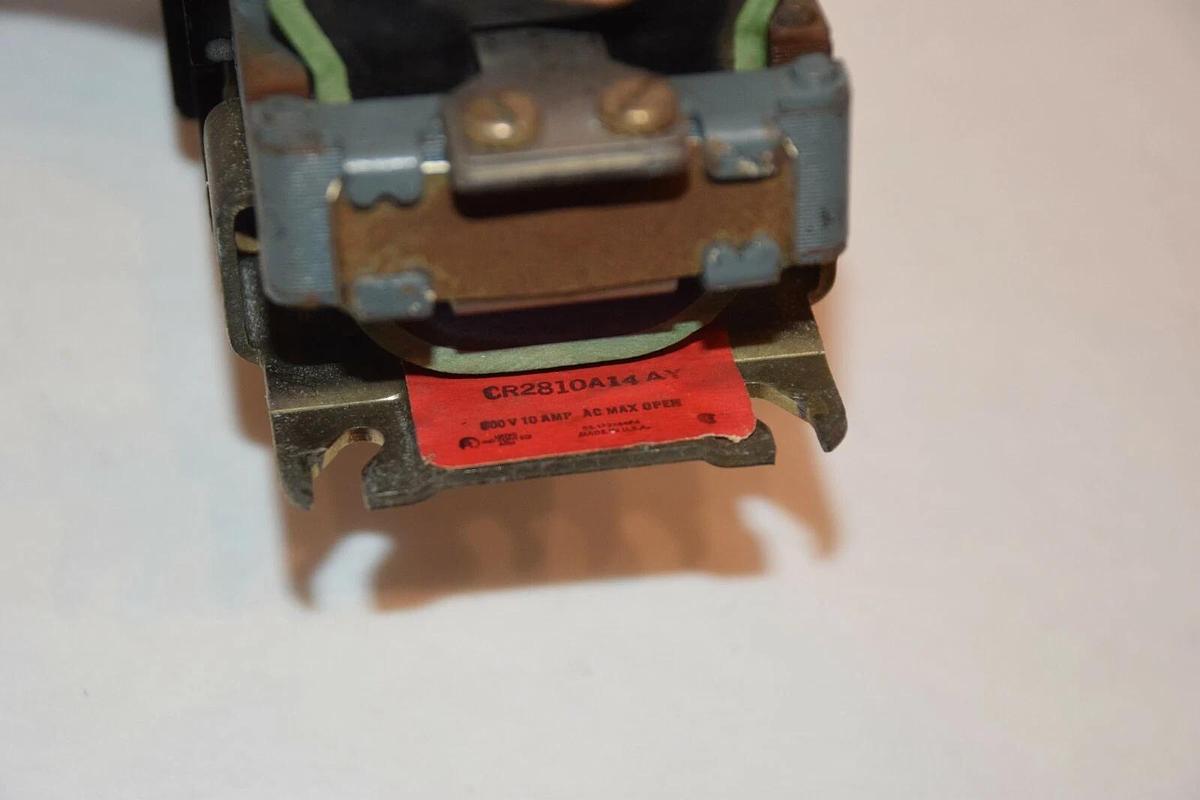 Used GE CR2810A14AY 600V 10A 115V 60Hz COIL LIGHTING CONTACTOR
