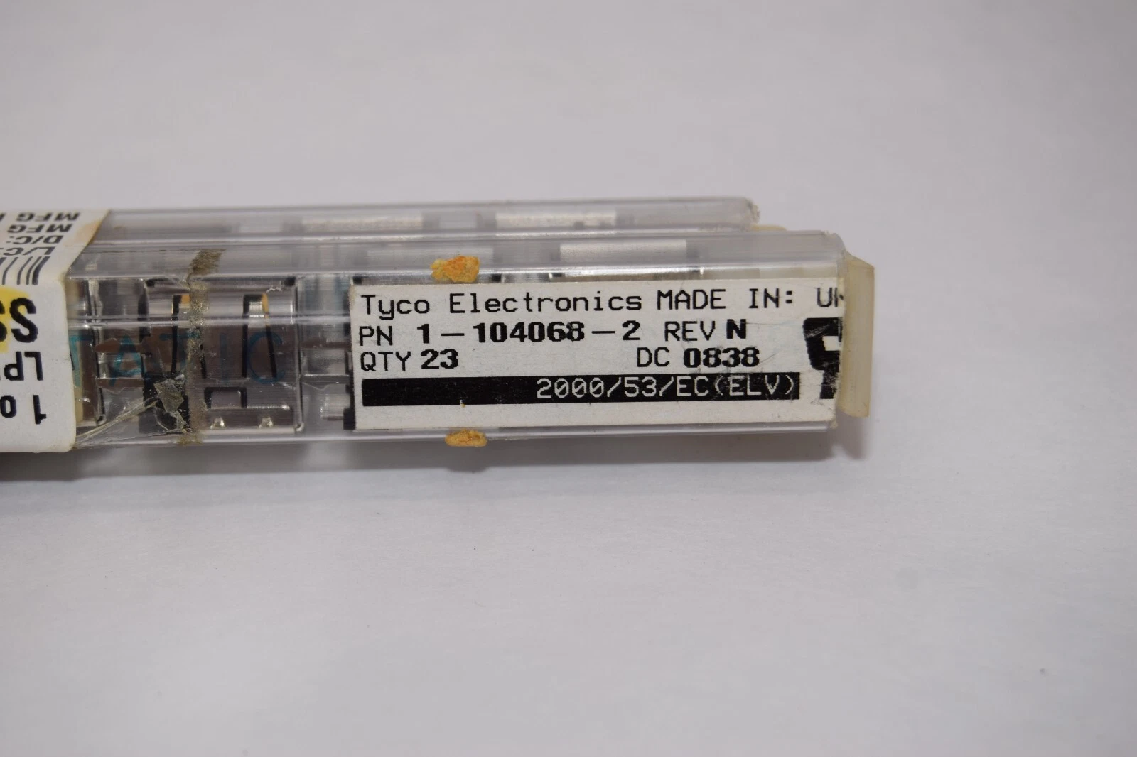 (NEW - Lot of 23) MOLEX / TYCO 67329-8020 , 1-104068-2 USB Upright Connector