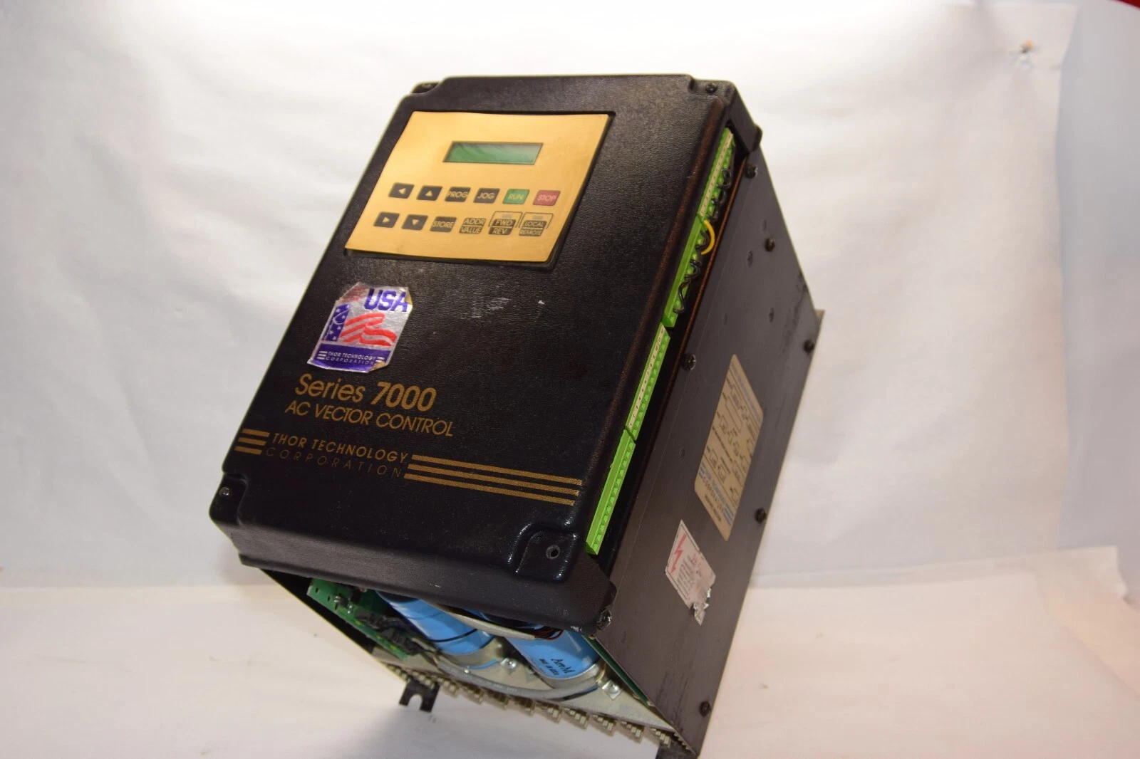 Used THOR TECHNOLOGY 7402-003 Rev A 3HP 480V 3PH 7000 Series AC Vector Controller