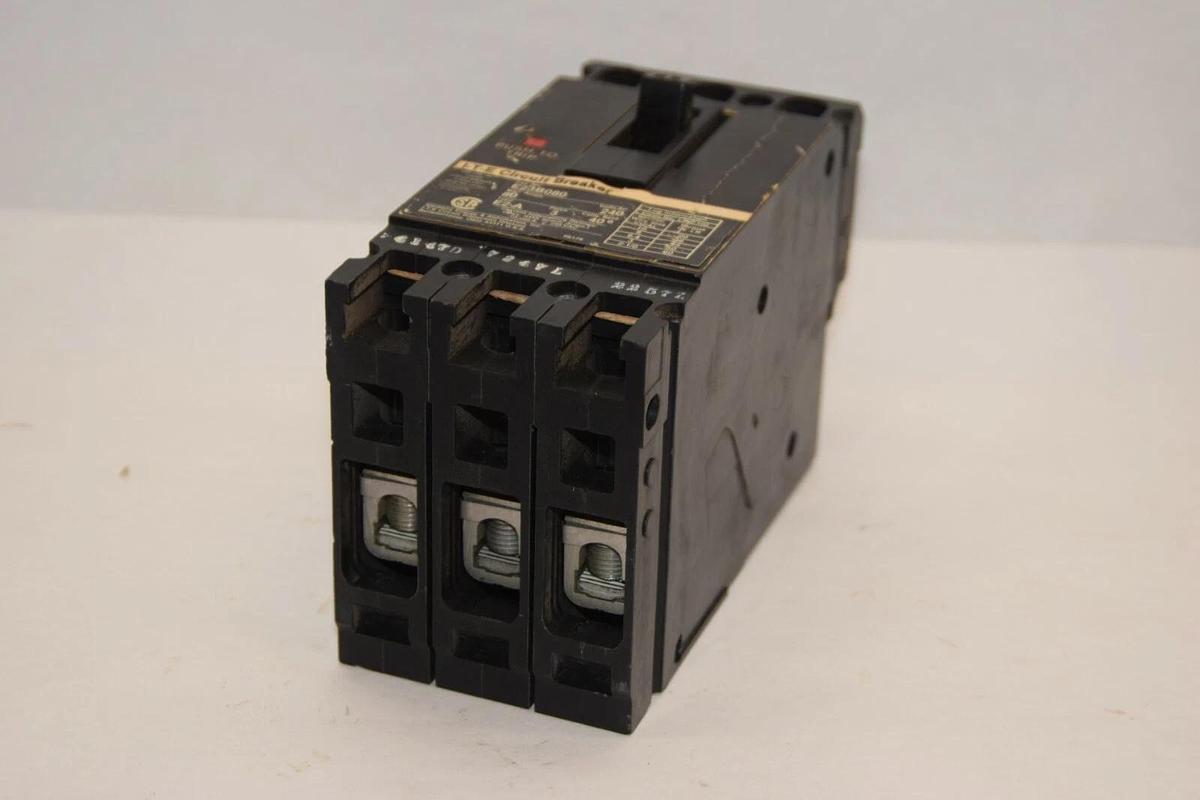 Used SIEMENS ITE E23B080 80A 80 Amp 80 A 240Vac 3P Type E2-A Circuit Breaker *Chip*