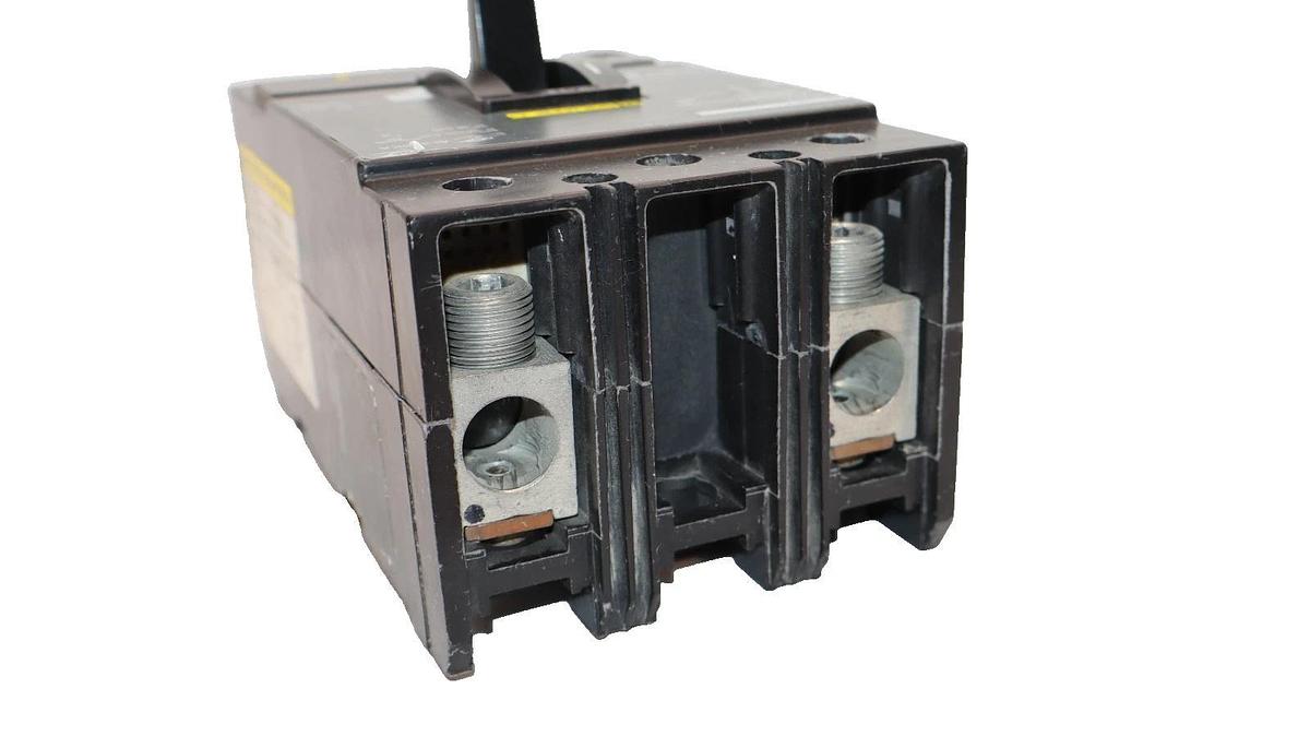 Used Square D KAL26200WBB 200A Amp 3 Pole Circuit Breaker