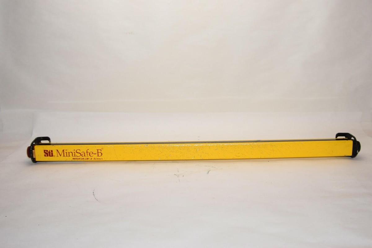 Used STI MS4324B-2 Range 30' MiniSafe 24" Receiver Light Curtain