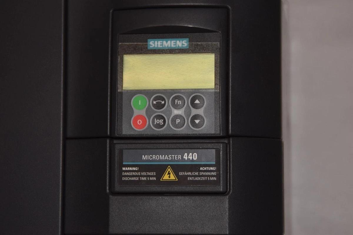 Used SIEMENS 6SE6440-2UC31-1DA1 Micromaster 440 42A 0-650Hz Inverter Drive