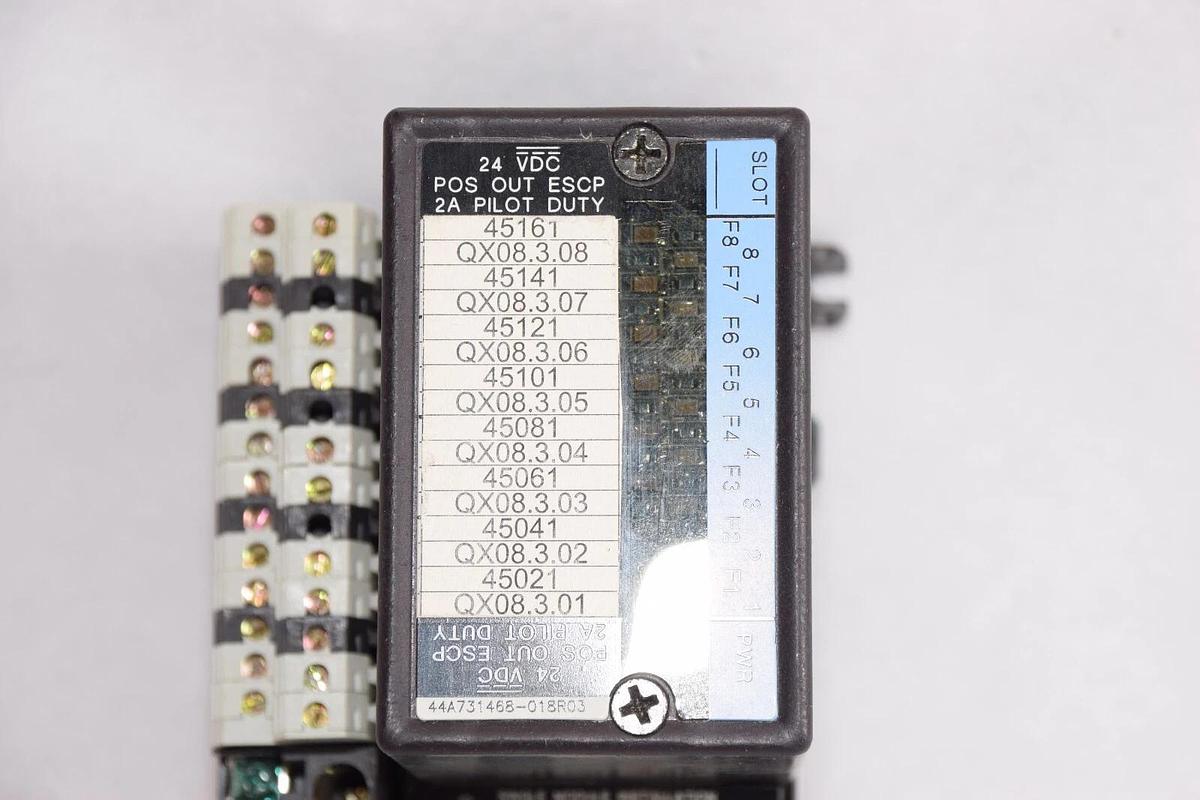Used GE FANUC IC670CHS002E 24Vdc  I/O Base 2 Tier Box Terminal IC670MDL730J