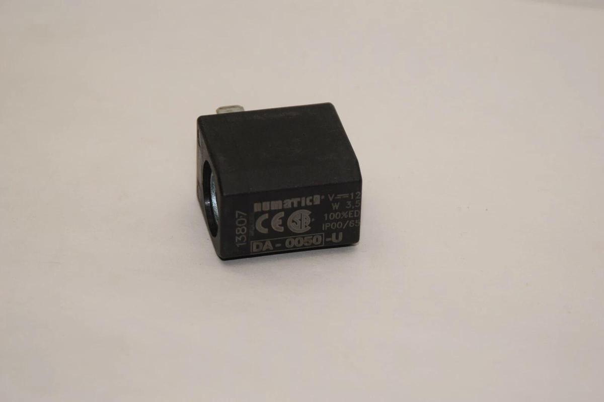 (NEW) NUMATICS DA-0050-U DA0050U 12Vdc Solenoid Coil Plug