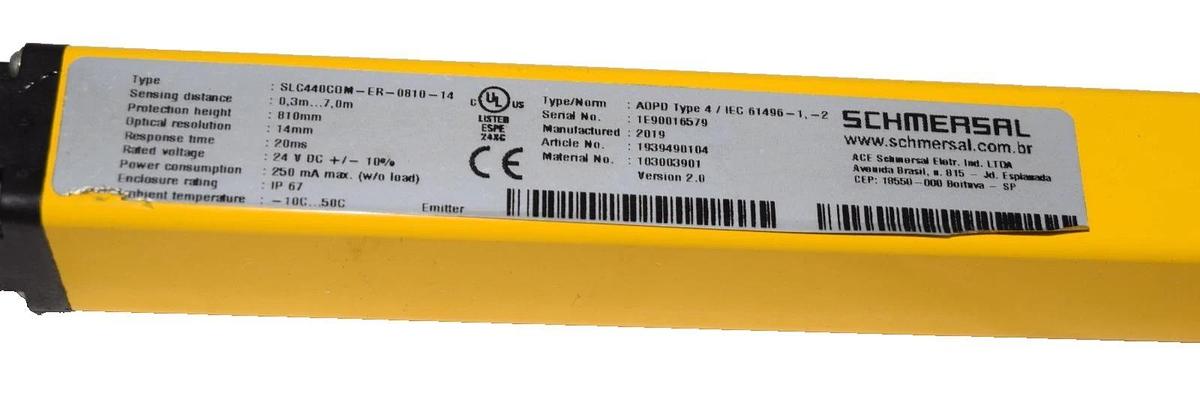 Schmersal Safety Light Curtain Emitter SLC440COM-ER-0810-14 .3-7.0m 24VDC (NEW)