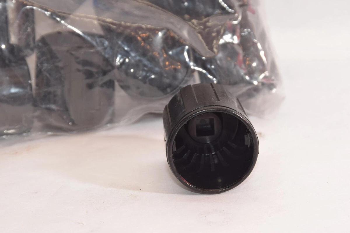 (NEW - Lot of 10) SMC 131534 Regulator Lock Nut