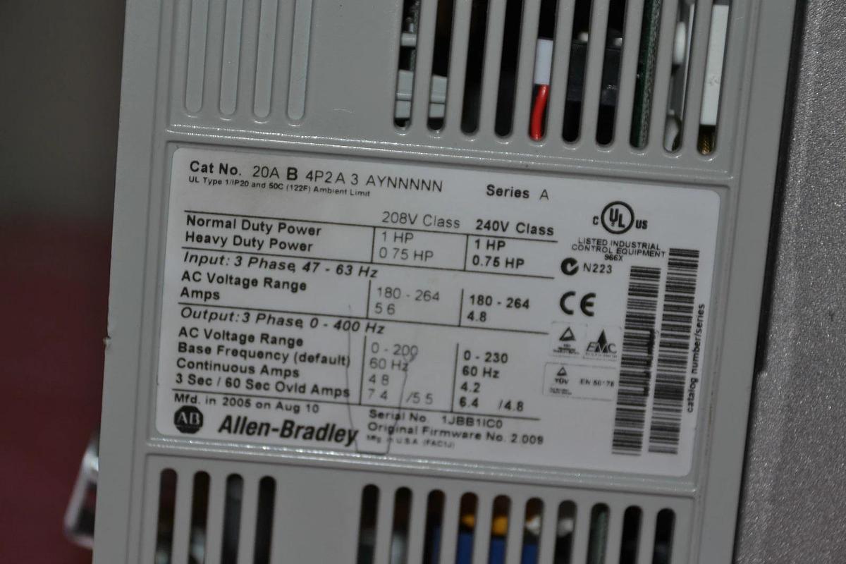 Used ALLEN BRADLEY DRIVE 20A B 4P2A 3 AYNNNNN 20AB4P2A3AYNNNNN 240 V 240V