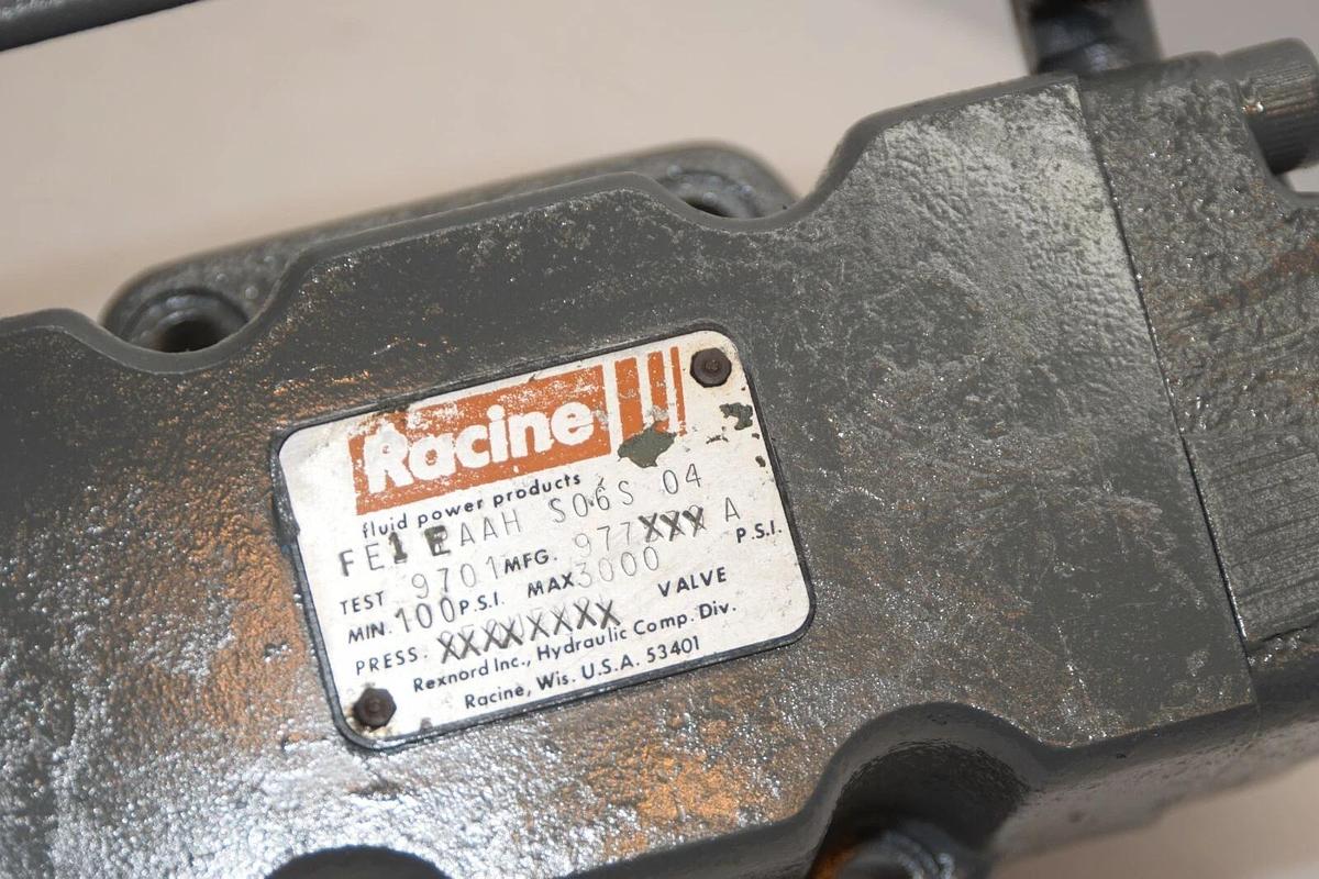 Used Racine FE1-EAAH-S06S-04 3000PSI Pressure Electrical servo Valve FE1 EAAH S06S 04