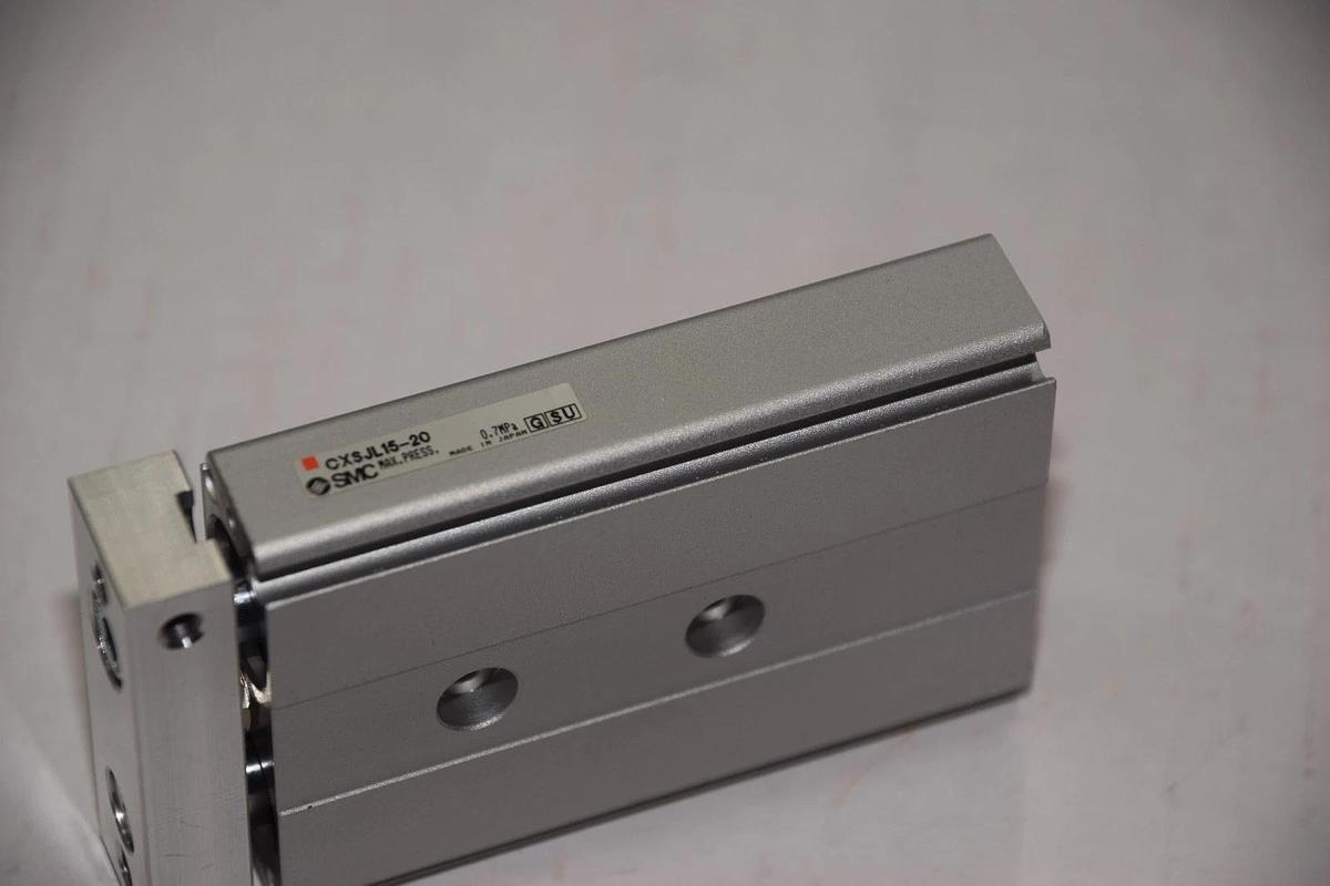 SMC CXSJL15-20 CXSJL1520 0.7MPa PNEUMATIC CYLINDER NEW