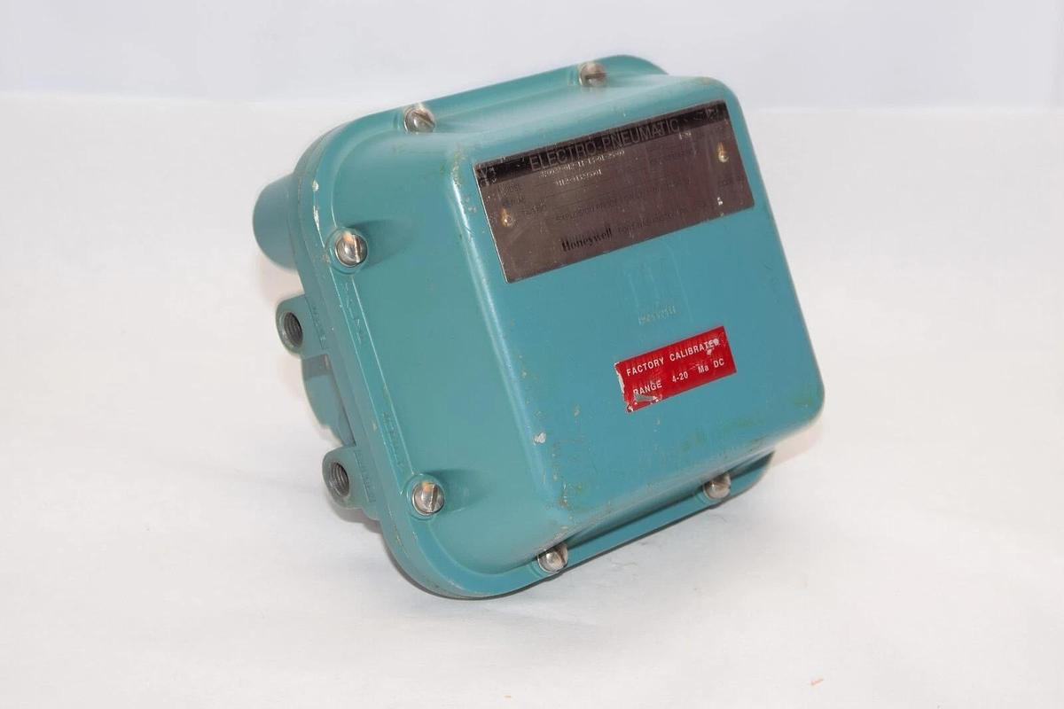 Used HONEYWELL 870022-012-11-13-01-25-00 4-20ma Electro-Pneumatic Valve Positioner
