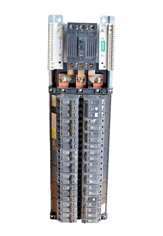 Used General Electric GE A Series 225A Panelboard Interior AQL3422ATX AXB4M9 3ph 4w