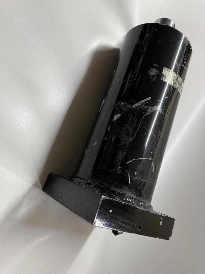 Used Vermeer Cylinder 307378001 6000 GP 307378061 6000GP Isolator