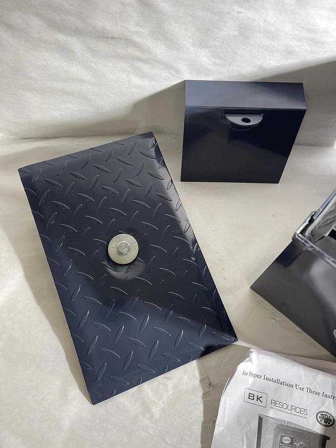 John Boos GT-8 Grease Trap Interceptor 8 lbs Oil Grease Cap. 4 GPM Flow PDI Cert