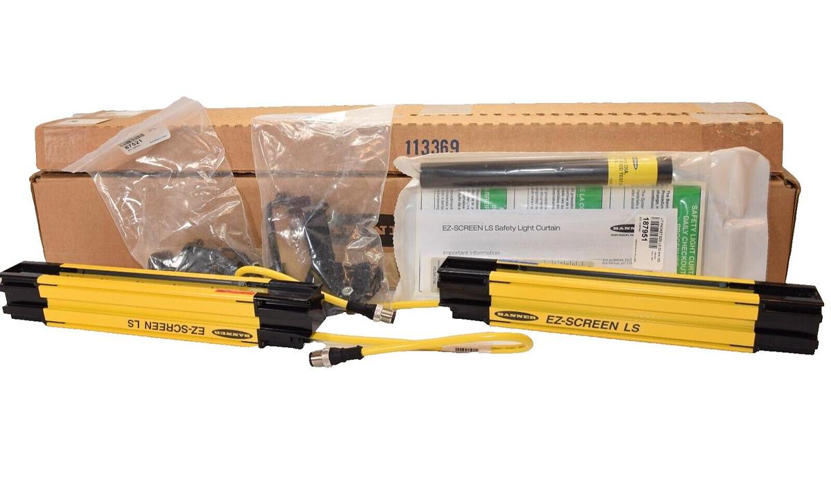 (NEW) BANNER SLLCP23-280P88 , 89689 Emitter/Receiver EZ Screen Light Curtain