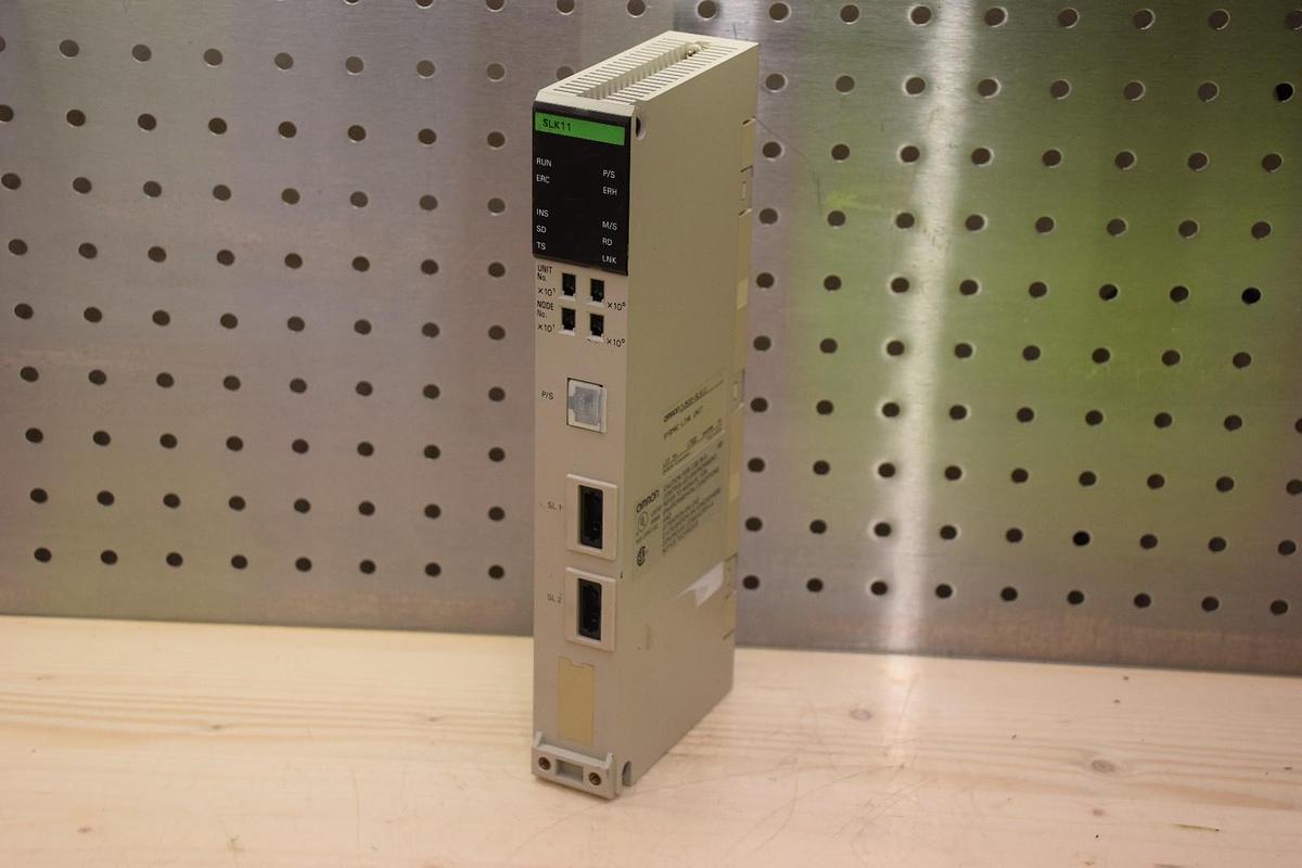 Used OMRON CV500-SLK11 CV500SLK11 SYSMAC LINK UNIT