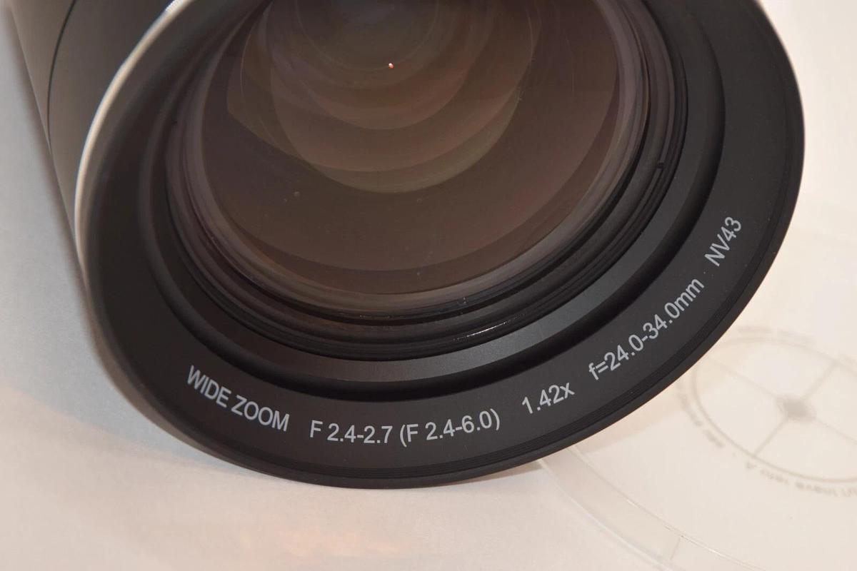 Used BARCO NV43 F2.4-2.7 (F2.4-6.0) F=24.0-34.0mm Wide Zoom Projector Lens NV 43