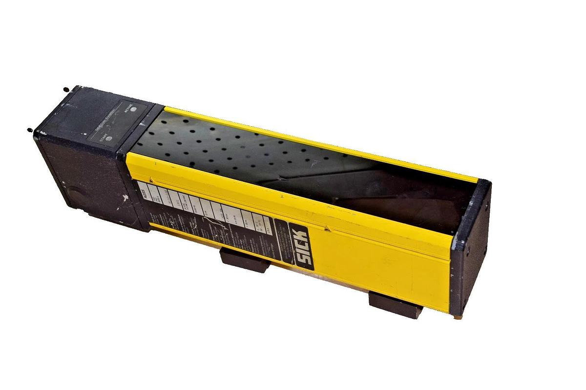 Used SICK OPTIC SAFETY LIGHT CURTAIN AGSS 300-11 9130-122 300 mm, 6m AGSS30011