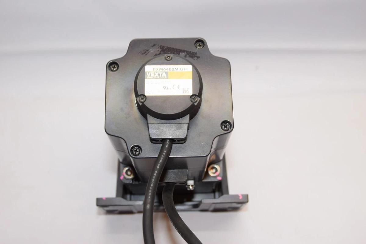 Used ORIENTAL MOTOR BXM6400M-GH 400W 3000r/min Vexta DC Motor 6GH50K Gear Head