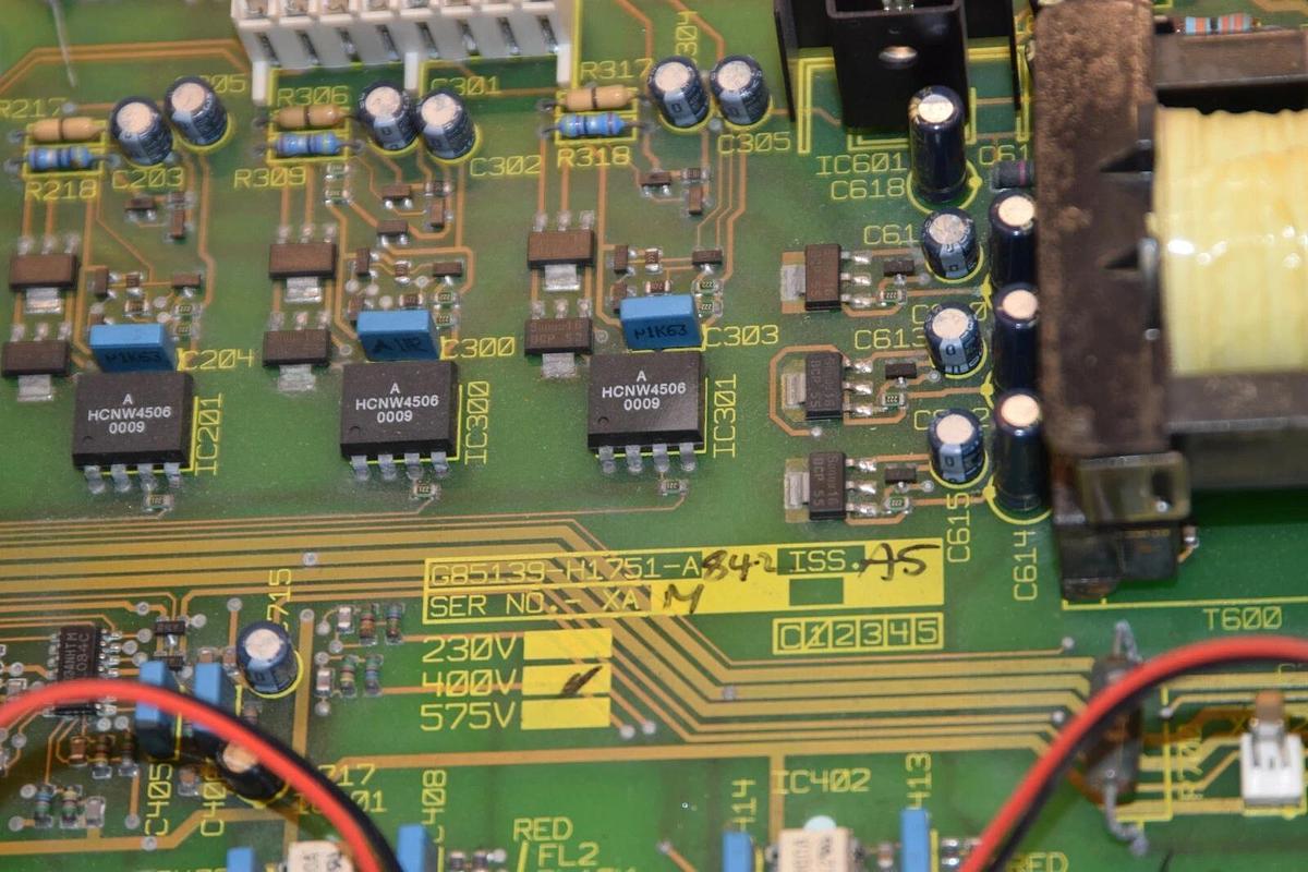 Used SIEMENS G85139-H1751-A842 / G85139H1751A842 - AS IS