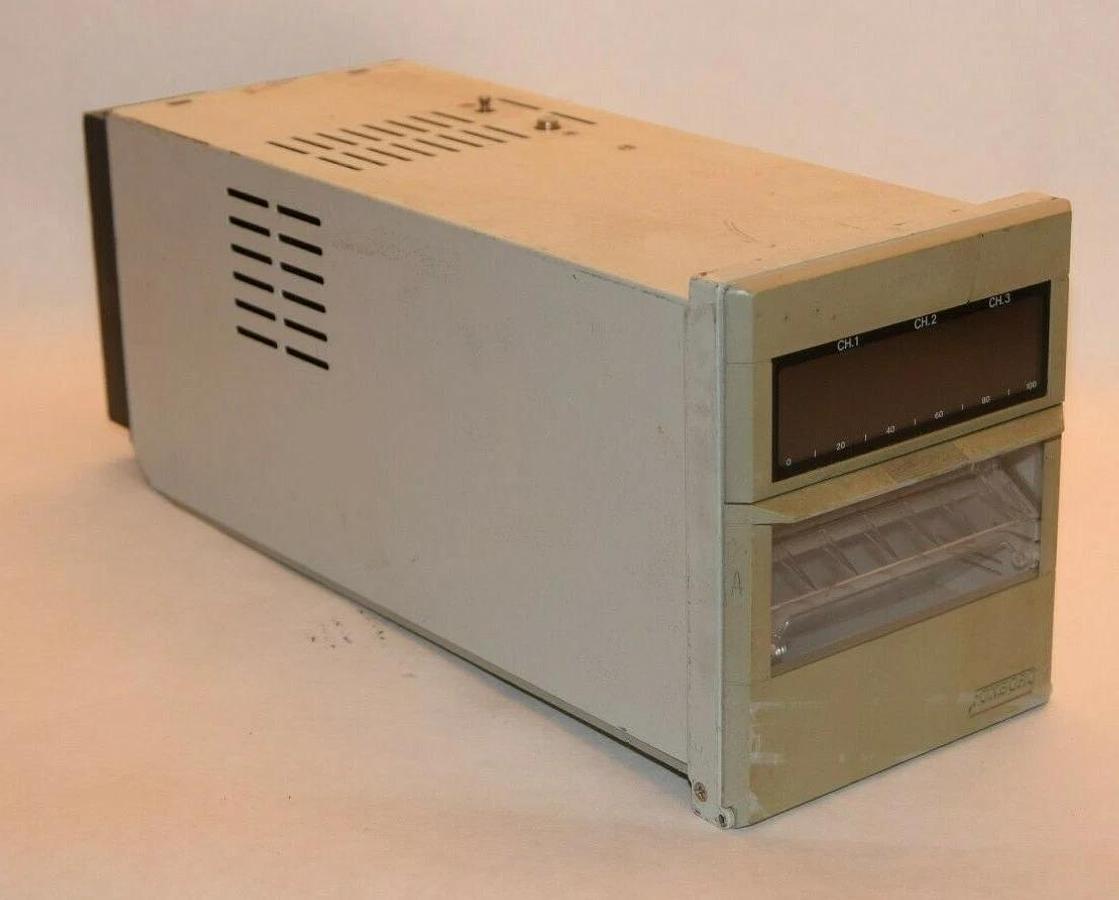 Used FOXBORO 761RSA3ABD 81-264Vac 50/60Hz 65Va Chart Recorder