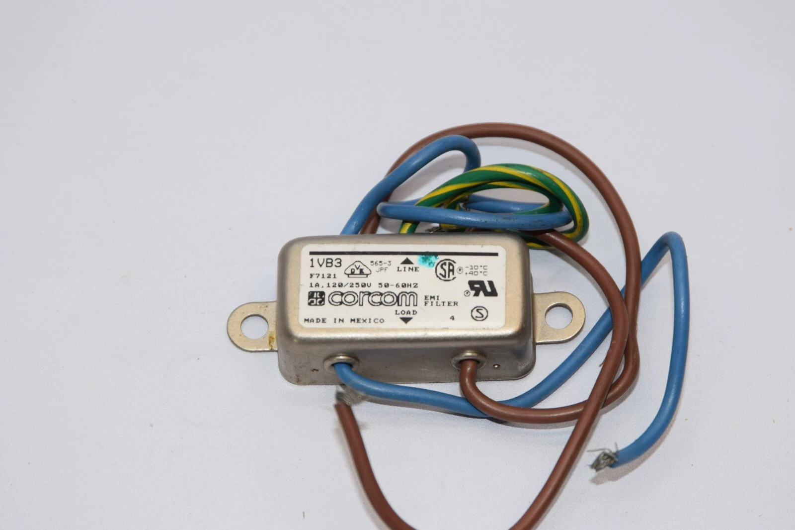 (NEW) CORCOM 1VB3 F7121 1A, 120/250V 50-60Hz EMI Filter