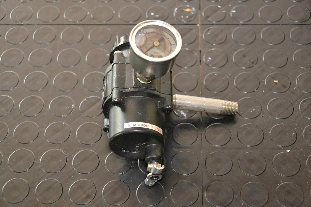 Used MARSH BELLOFRAM Pressure Press Regulator TYPE 51 51FR 250 PSI 17 BAR