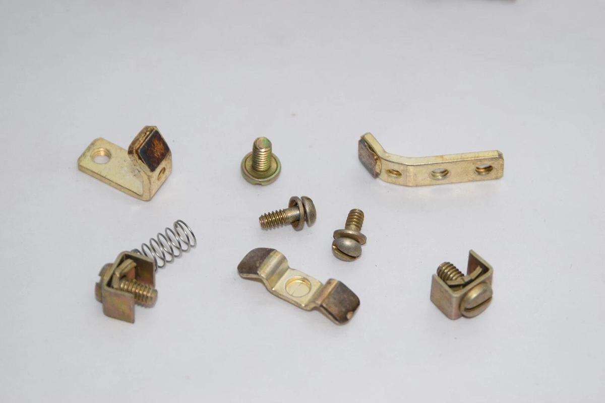 (NEW - Lot of 5) ALLEN BRADLEY Z-34037 Size 0 1 Pole Contact Kit