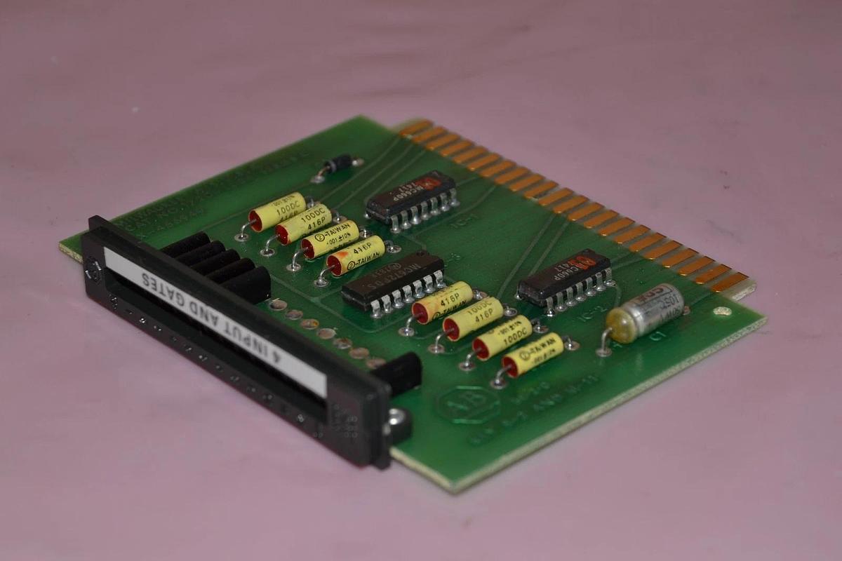 ALLEN BRADLEY 1720-L004 1720 L004 SERIES C 4 INPUT AND GATES GARDLOK NEW